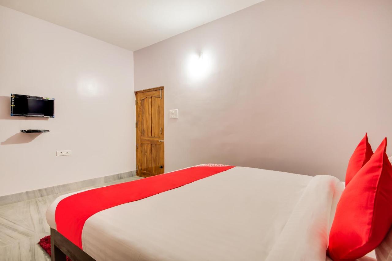 Hotel Flagship Morya Classic Khandagiri Zewnętrze zdjęcie