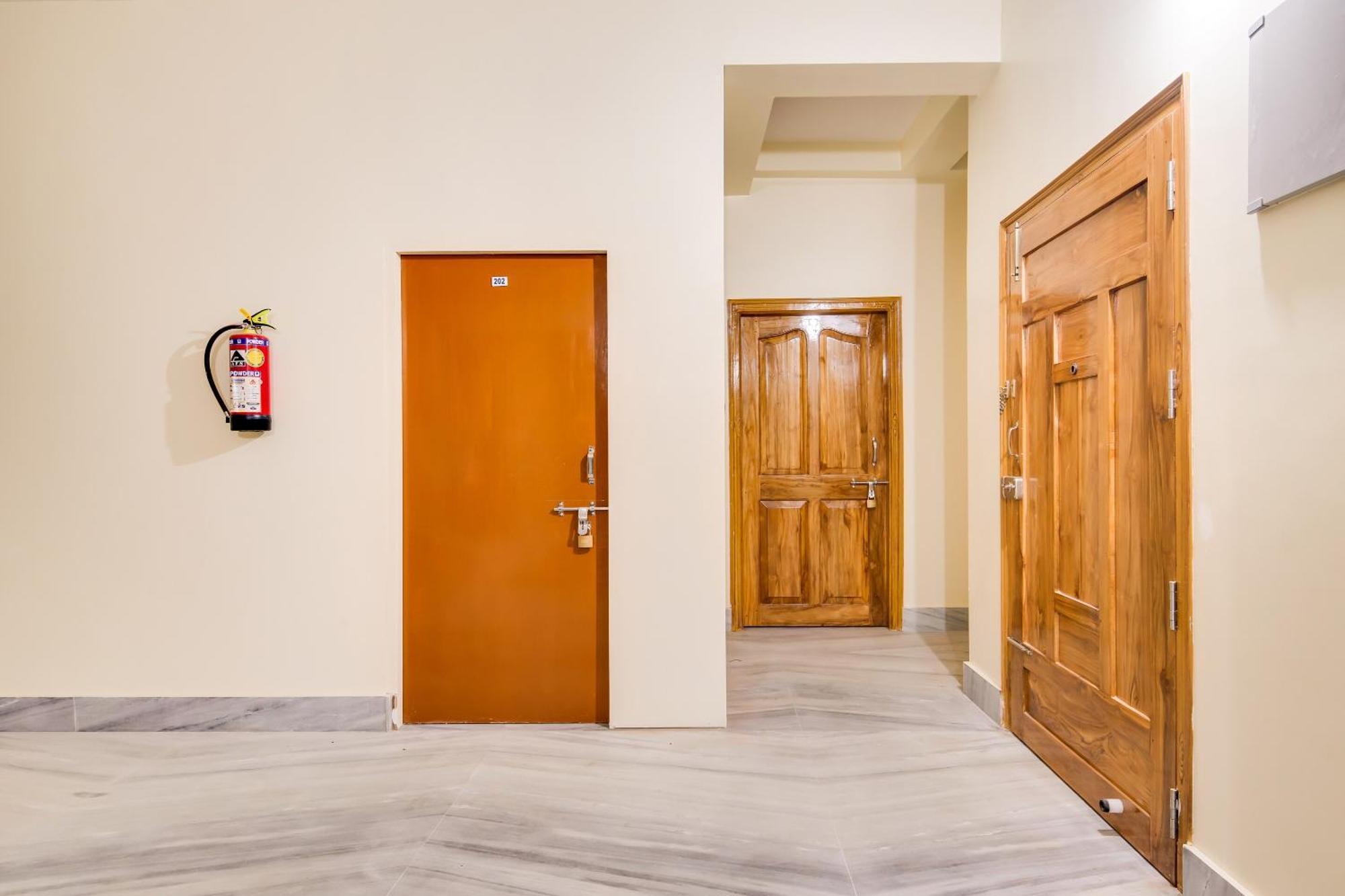 Hotel Flagship Morya Classic Khandagiri Zewnętrze zdjęcie